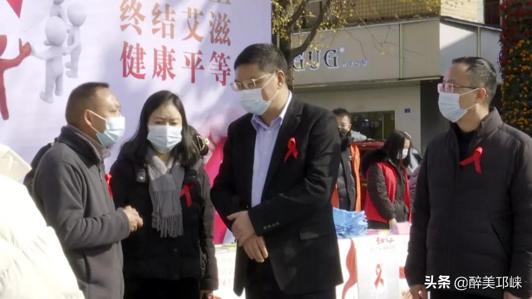 第34个世界艾滋病日手抄报,我区开展世界艾滋病日主题活动