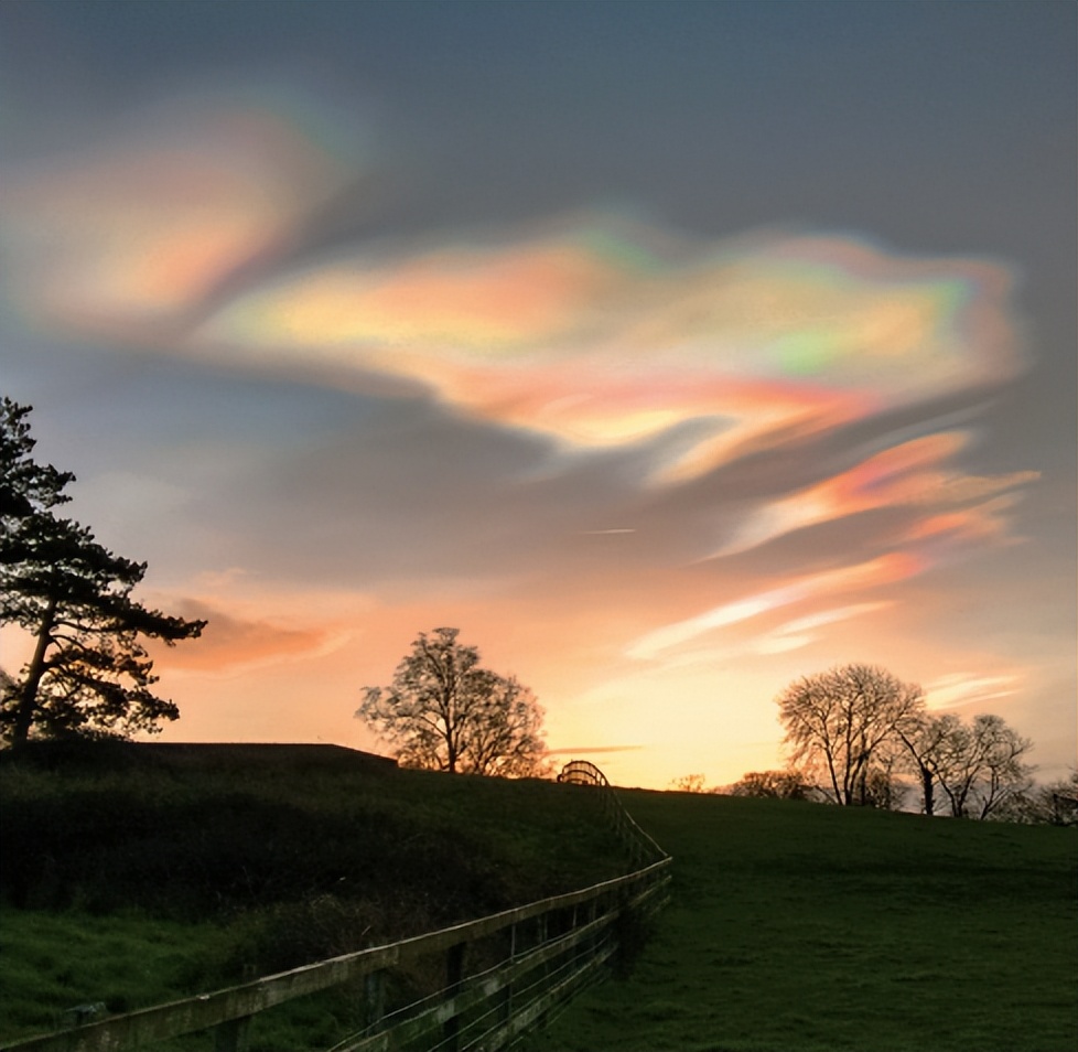 知言合一教育摄影技能分享||唯美白云摄影欣赏，每一张都令人惊艳