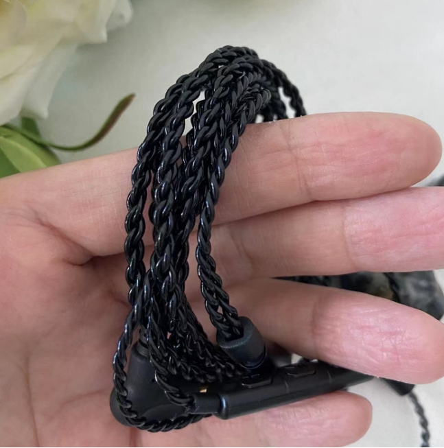 氦刻hiks1耳机线,hiks1耳机怎么戴