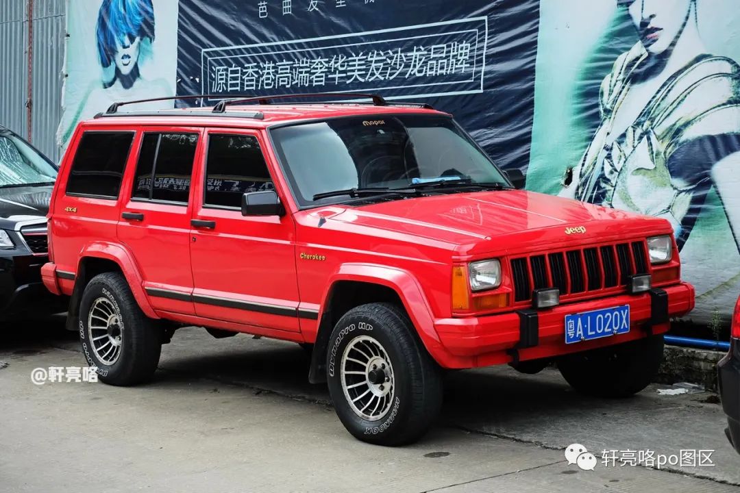 吉普进口切诺基,2020款jeep大切诺基超性能