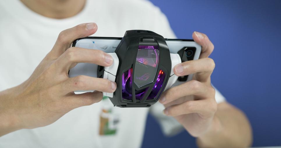 rog游戏手机7pro和红魔8pro,rog游戏手机7和红魔8pro