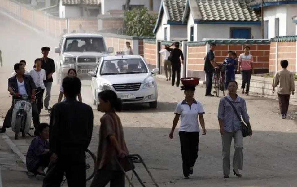 朝鲜现在农村的境况,朝鲜的医疗条件与中国相比怎样