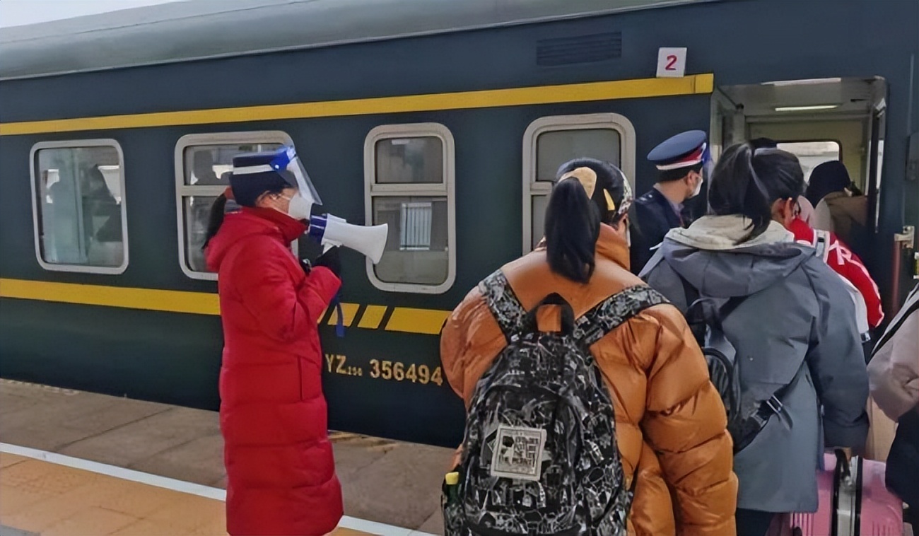 坐火车穷游中国的最美线路,走遍中国最美的地方图片