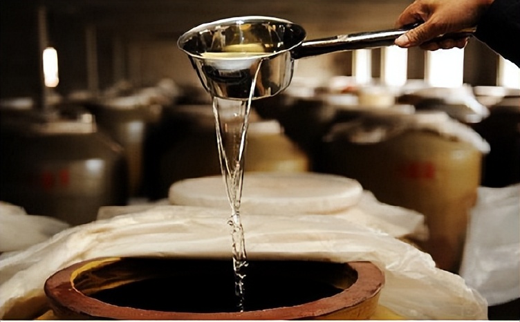 赖茅97香港回归怎样辨别真假,97香港回归赖茅纪念酒正品图片