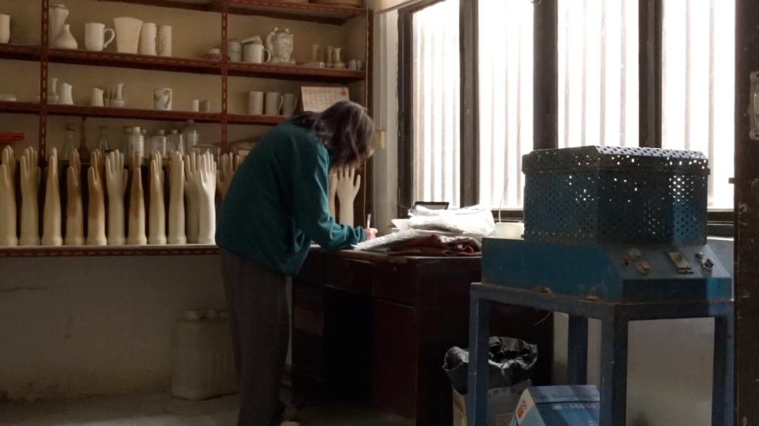 36岁不婚不育，她裸辞回家：吃住全免，太爽了