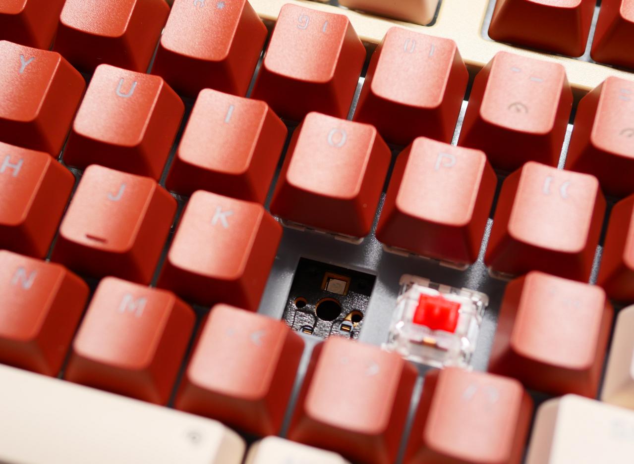 黑爵机械键盘ak996测评,黑爵ak98机械键盘