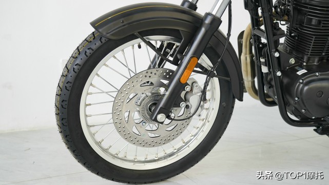 逸500复古测评,两万左右的500cc摩托车复古二手