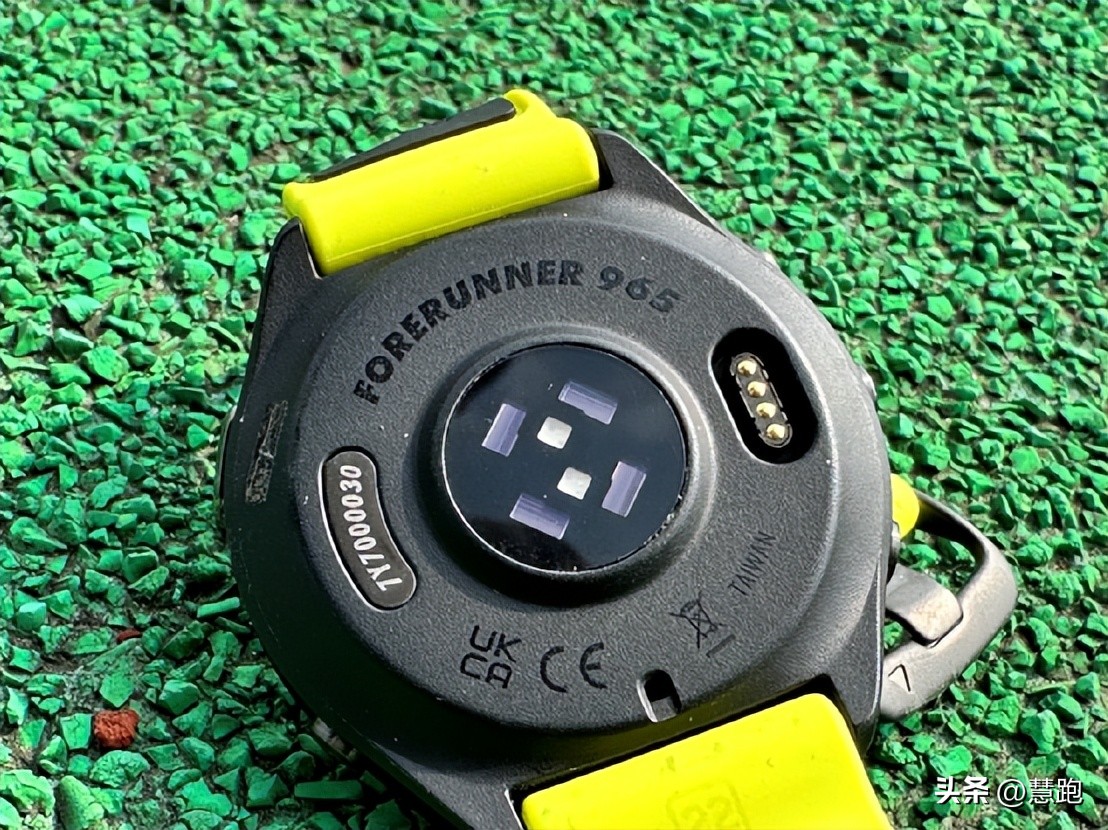新鲜实测佳明全新Forerunner965/265跑表：强在哪里？