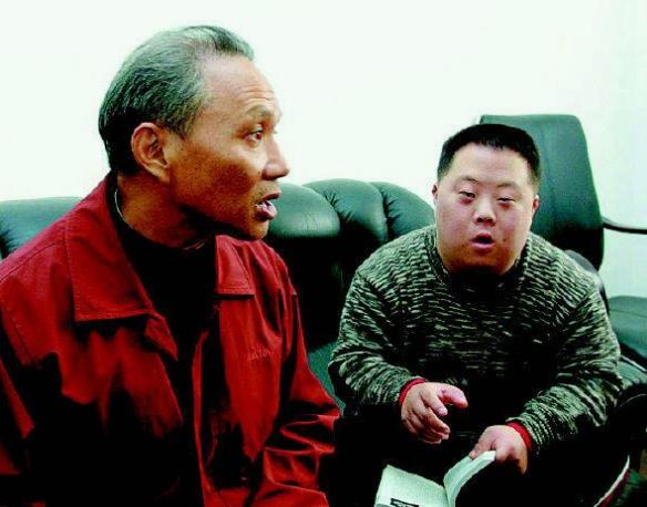 指挥家舟舟癌症,41岁指挥家舟舟纪录片