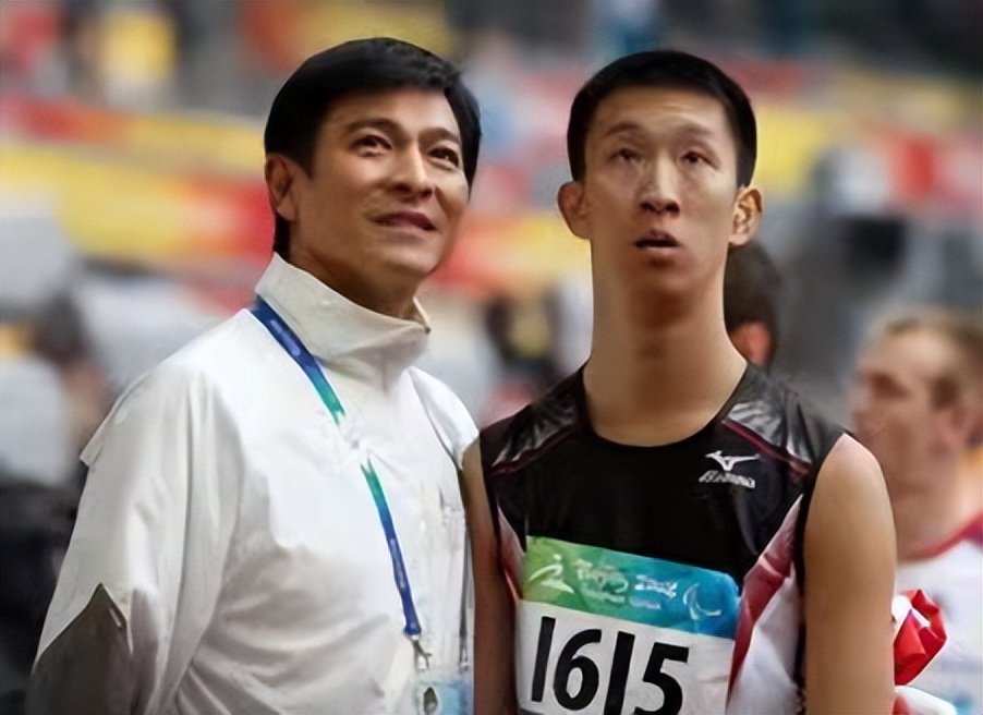 苏桦伟成就视频,苏桦伟肌肉痉挛症