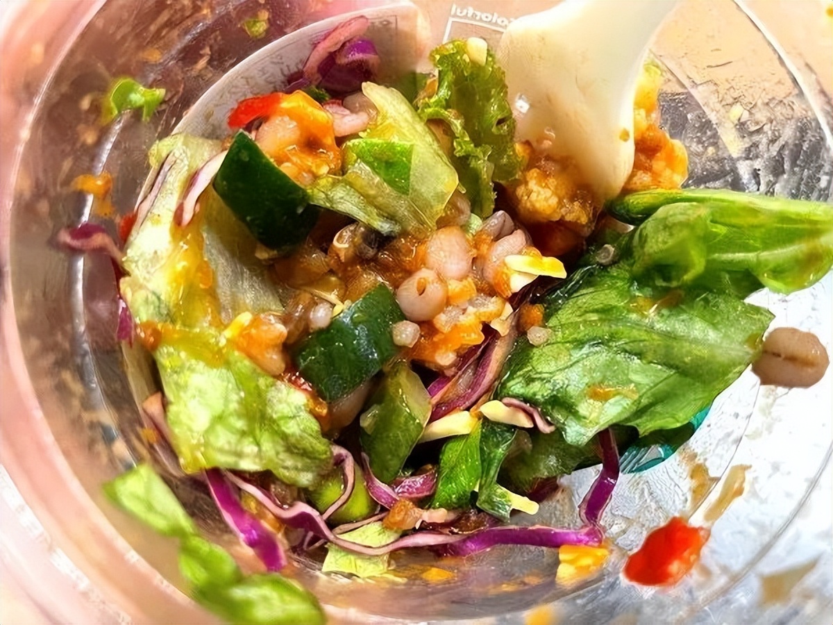 星巴克专场！杨幂上花少当见面礼，与匡威合作的断货系列再次上线