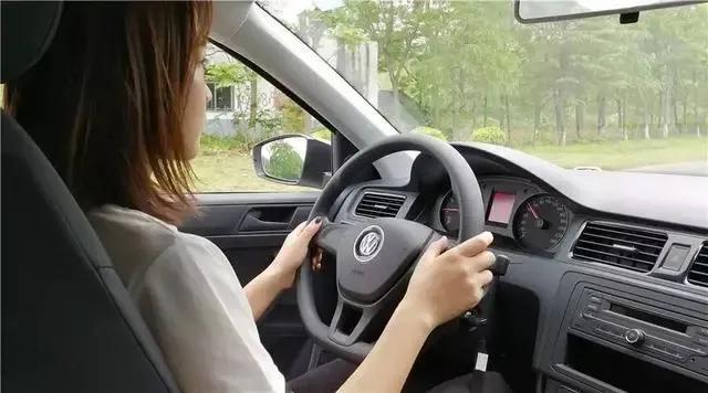 学车笨学不会咋办,学车悟性差还能学成功吗