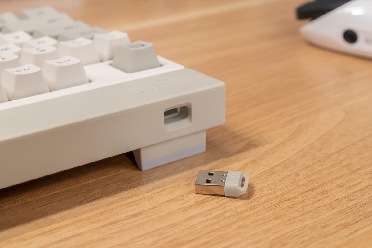 洛斐透明磨砂键盘测评,lofree洛斐机械键盘套装