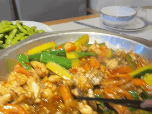 沿着瑞安街一直吃！第三站，南湖虾蛙