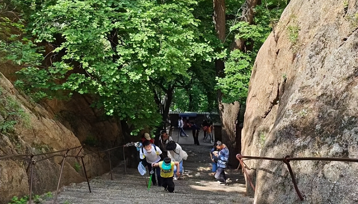 平安社区端午节活动,确保全市居民度过安稳祥和的节日
