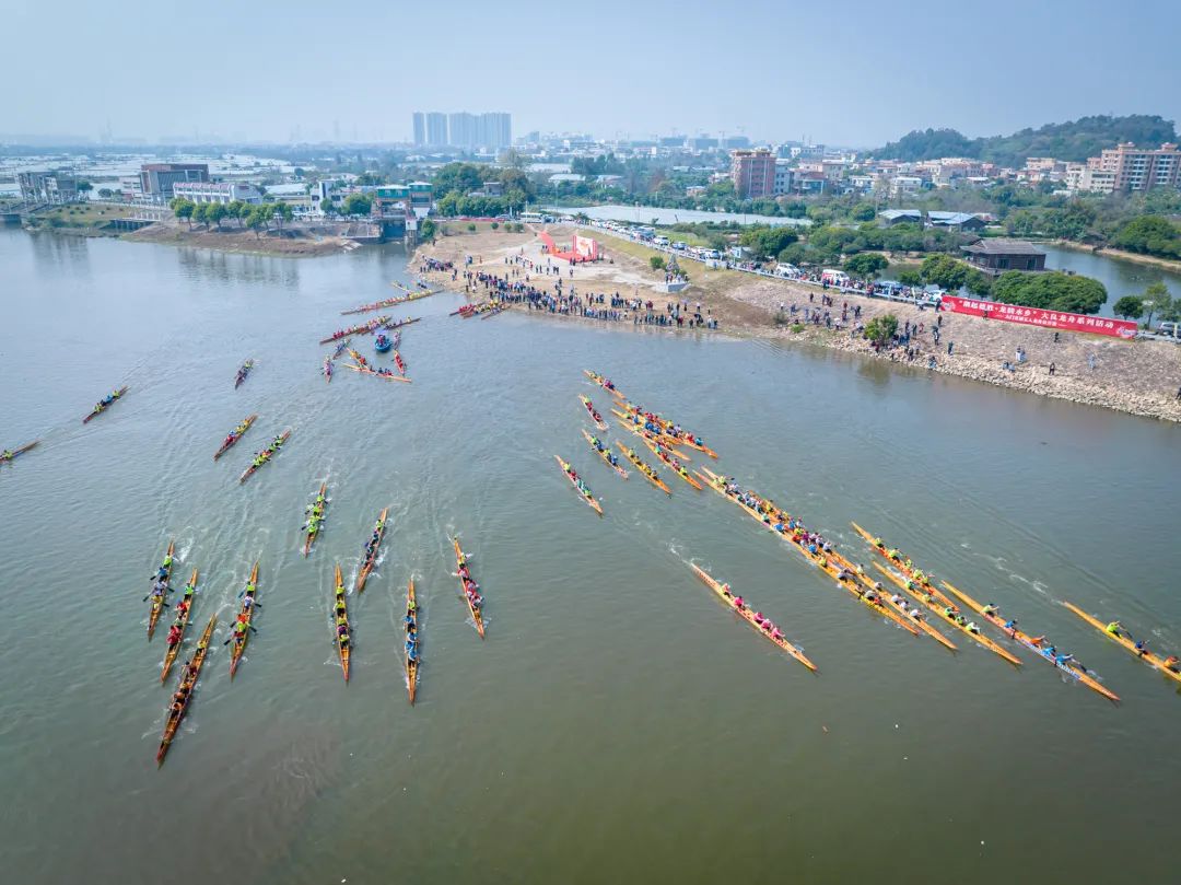 瓒呯櫨涓囪浼楄鐪嬬殑姣旇禌,浣涘北椤哄痉鐚涢緳