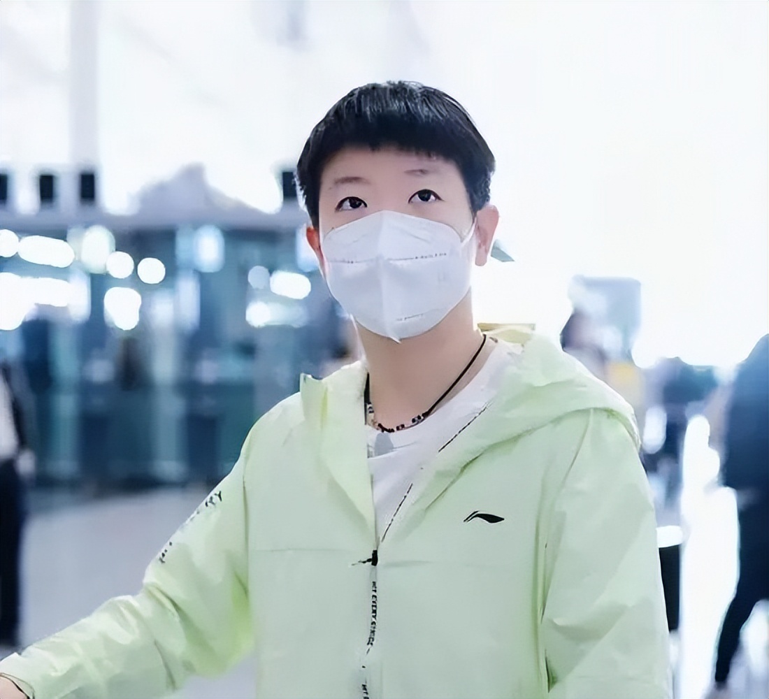 孙颖莎教练邱贻可评价孙颖莎,邱贻可孙颖莎初次见面