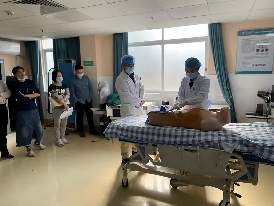 中山六院圆满举办住培工作研讨会暨院级师资培训班