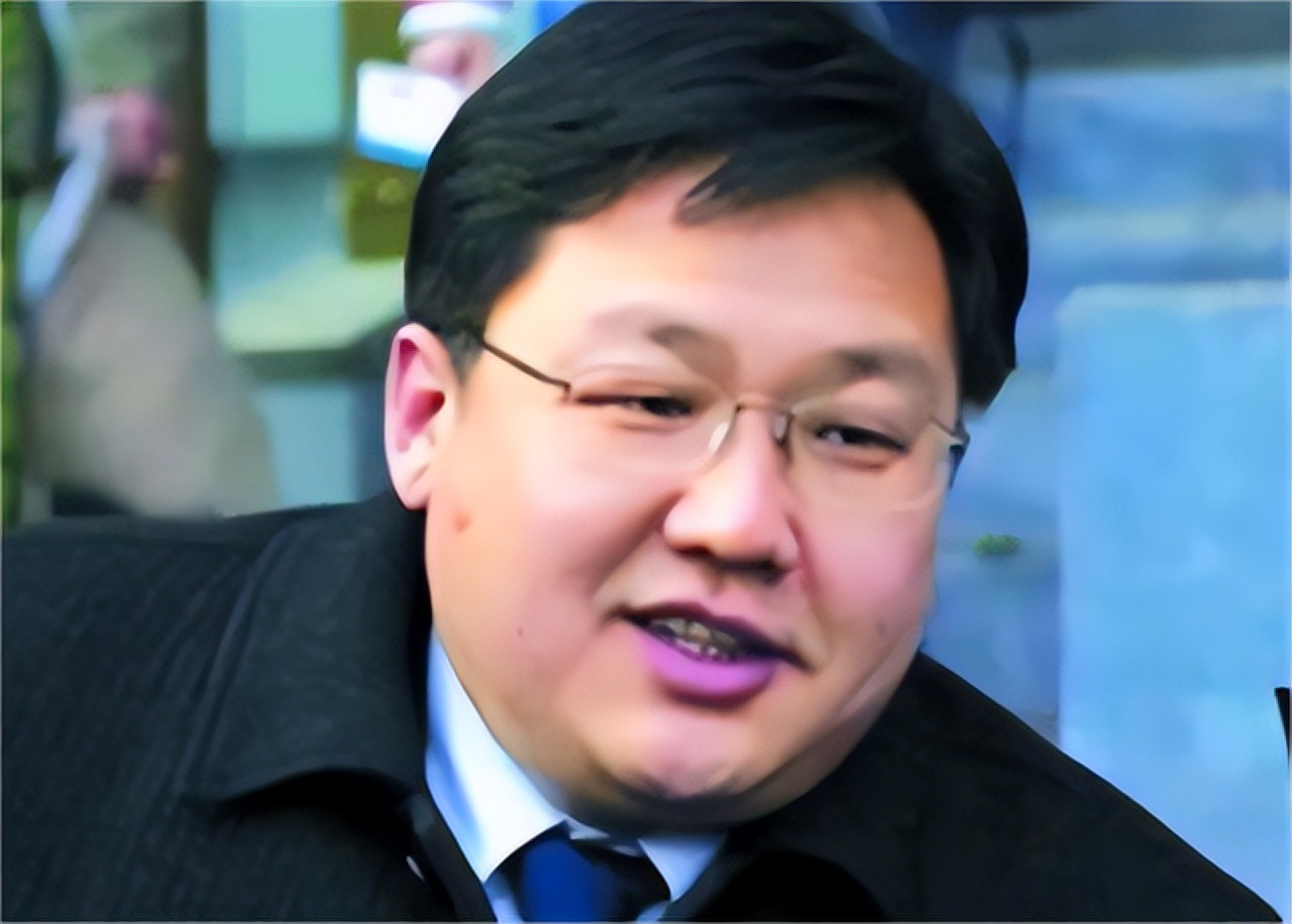 亿万富豪*明徐**：病死狱中8年后，明星妻子田海蓉和女儿过得怎样？