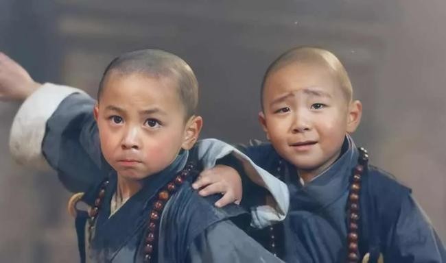 笑林小子郝劭文10岁片酬过千万，身家却被母亲败光，他现状如何？