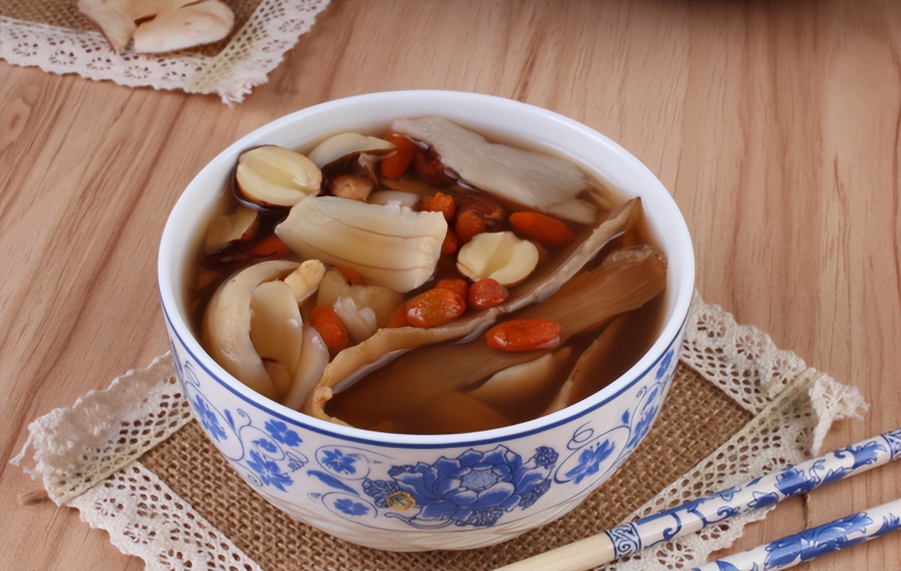 补气用人参好还是西洋参好,西洋参补气有没有人参补气强