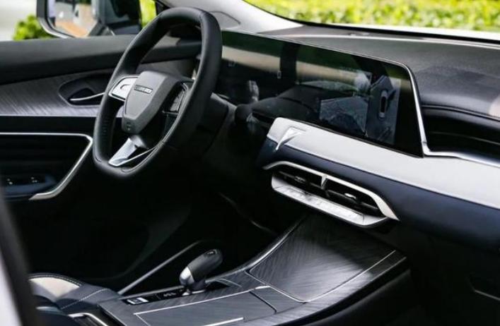 鏃ヤ骇濂囬獜瀵规瘮濂ヨ开q5l,鏃ヤ骇q5