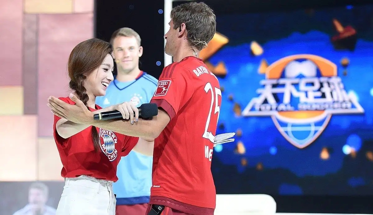 央视主持人马凡舒私下合照,央视女主持马凡舒图片