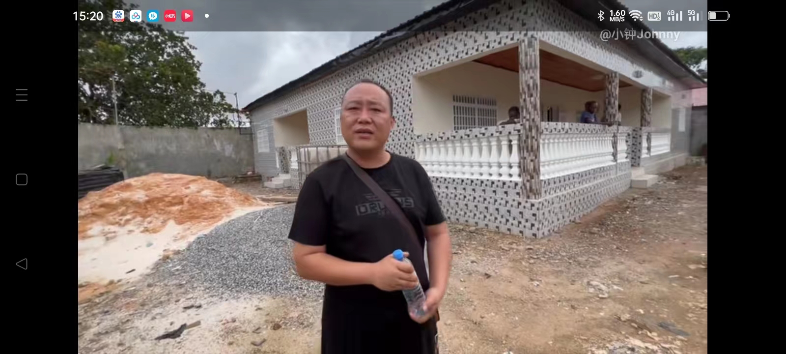 有爱的博主：拍视频拍出一群非洲儿女教学中文送去读书为其买房