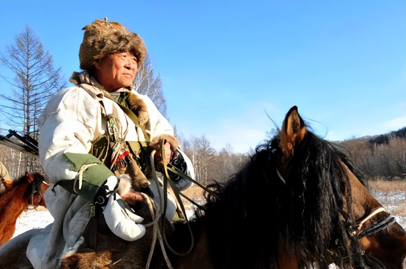 民国时代，长白山的猎人用独特的“冰桶”捕猎，确实让人大开眼界