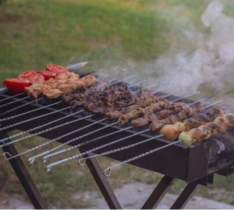 90后女孩辞职创业赚50万,90后姑娘创业亏本1万五怎么办