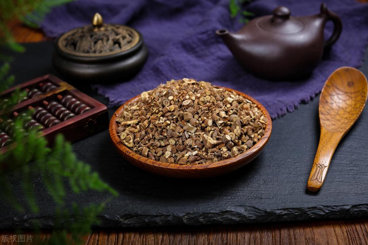 白芍和什么一起搭配补气血好,白芍的搭配食疗方法