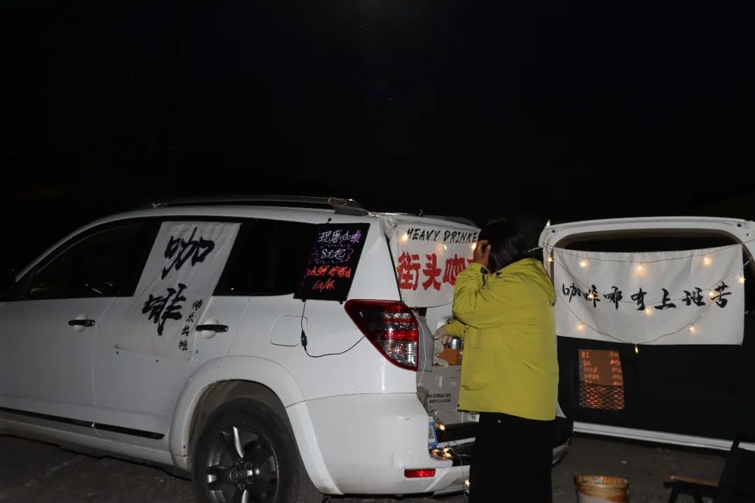 尉犁乡村夜市点亮村民增收路,夜市灯火点亮乡村振兴路