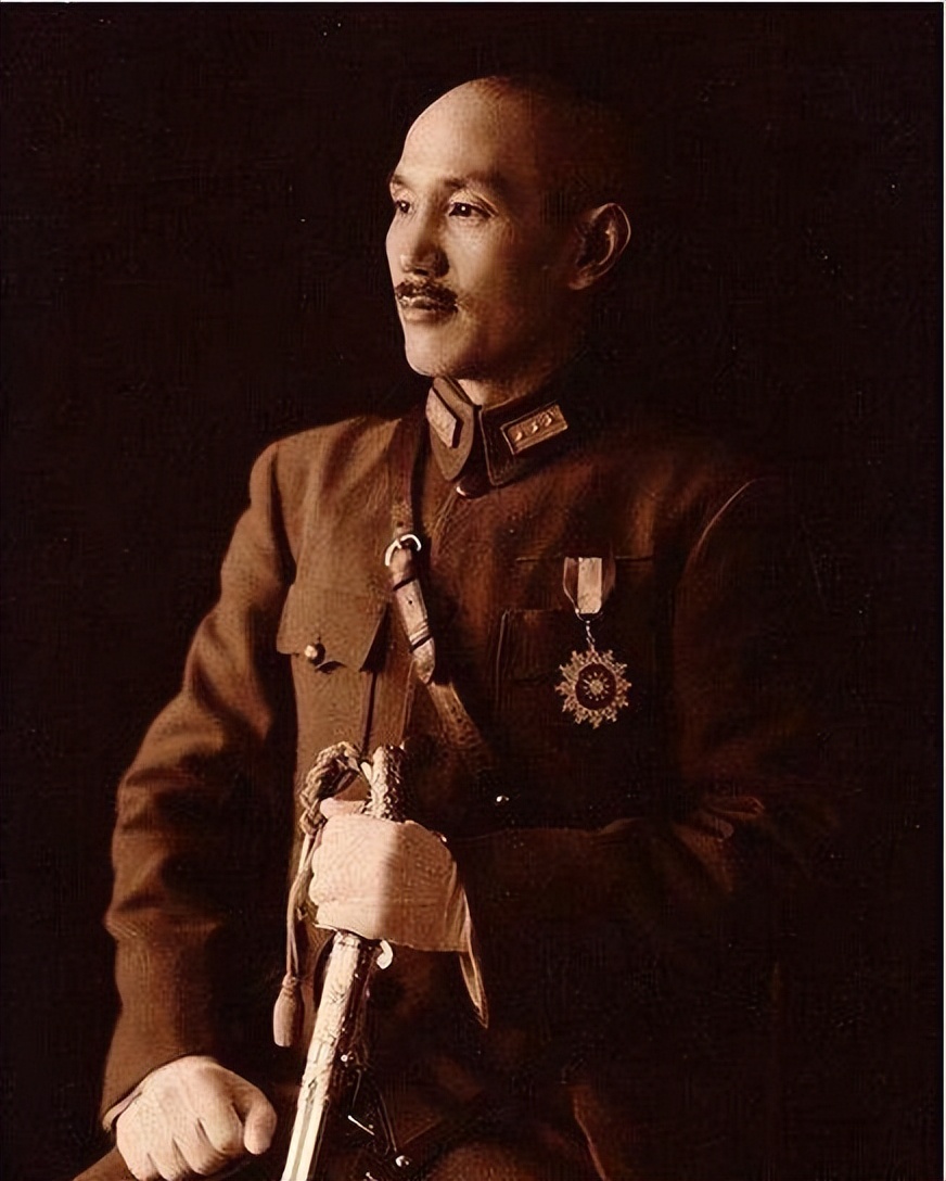 抗战老兵缴获日本一把刀,抗日战争日本商人卖武器