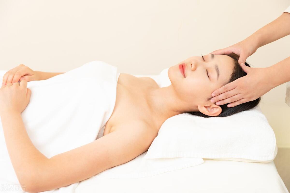 轻松创业，共享品牌：加盟美业连锁的优势与机会