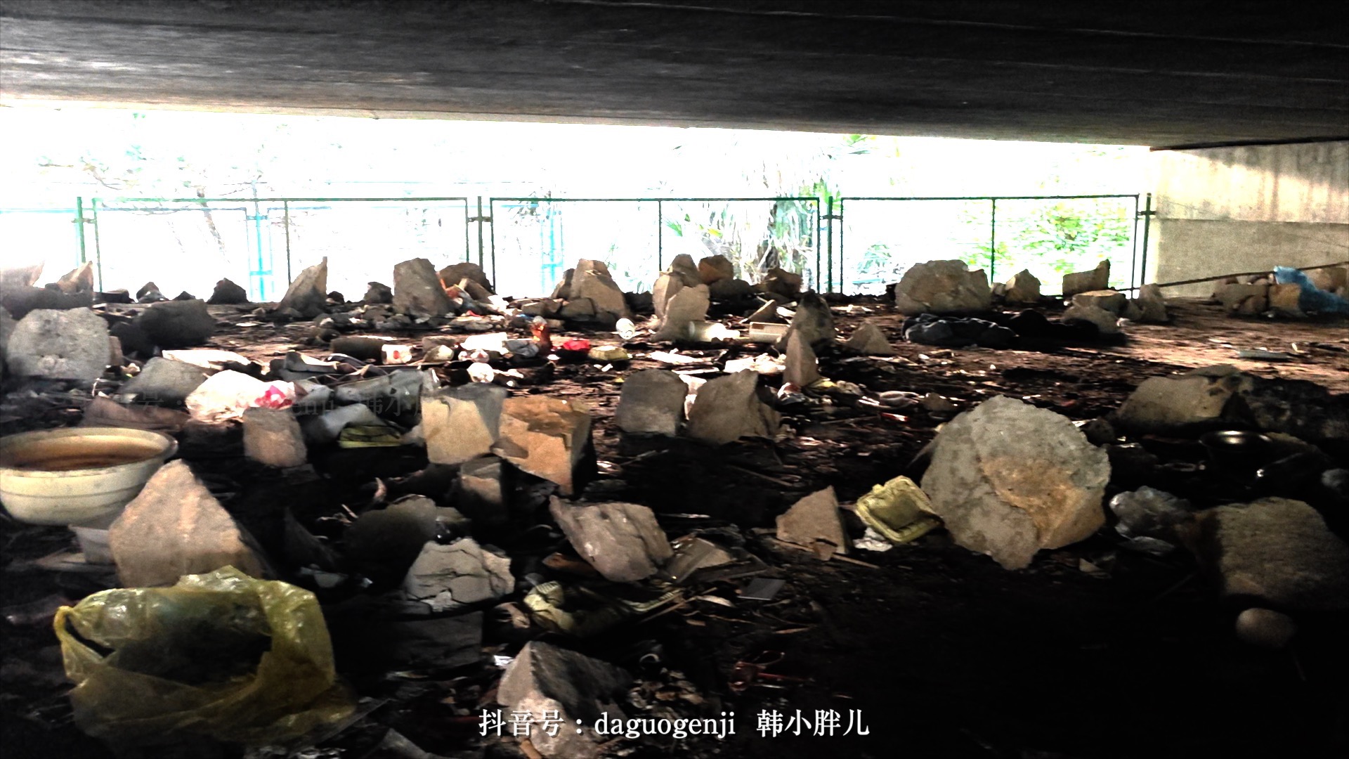 在上海做临时工一天多少钱,去上海打什么临时工好