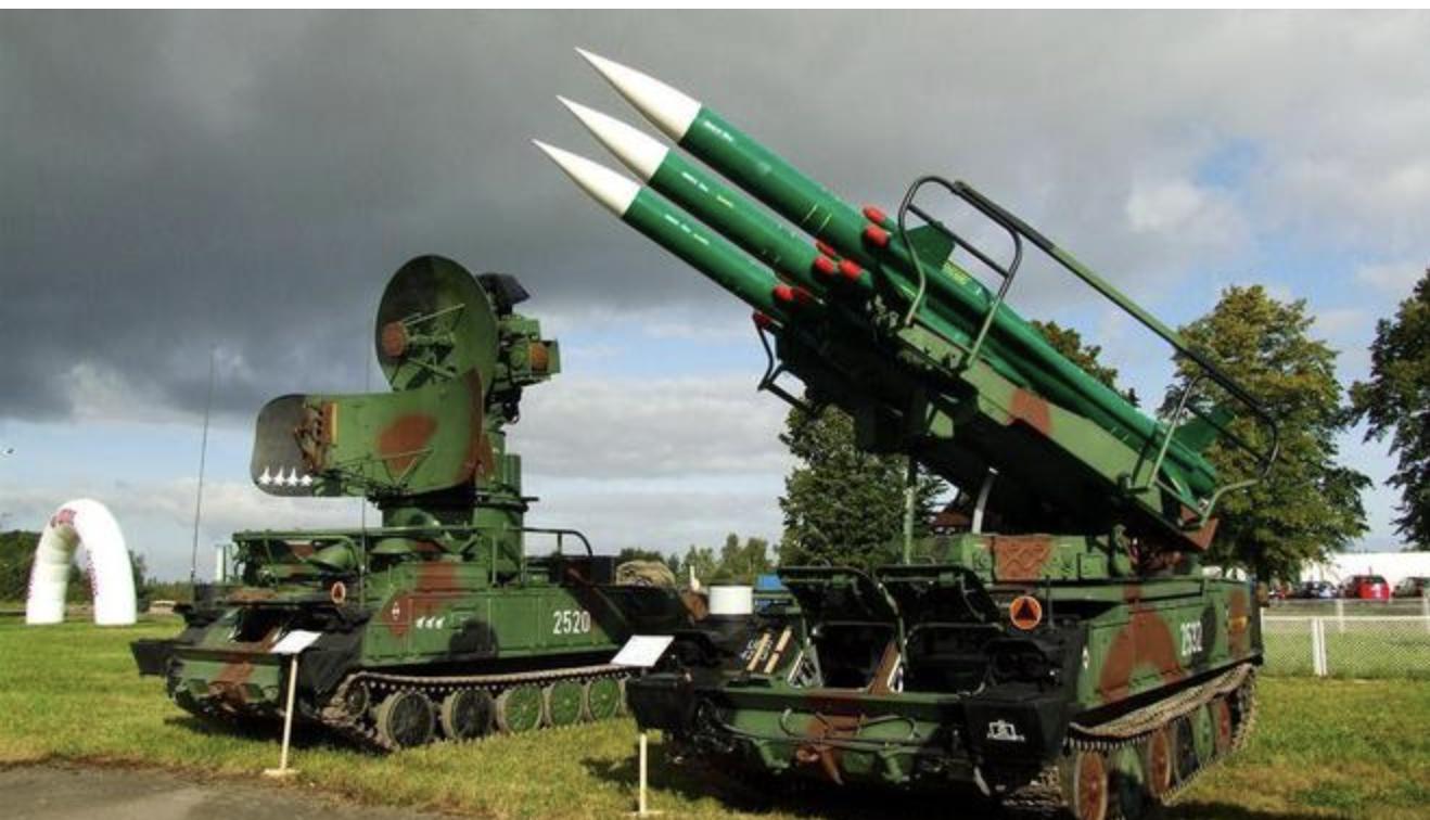 塞尔维亚订购中国导弹，交付却超时，面临北约阻挠，运20无法送货