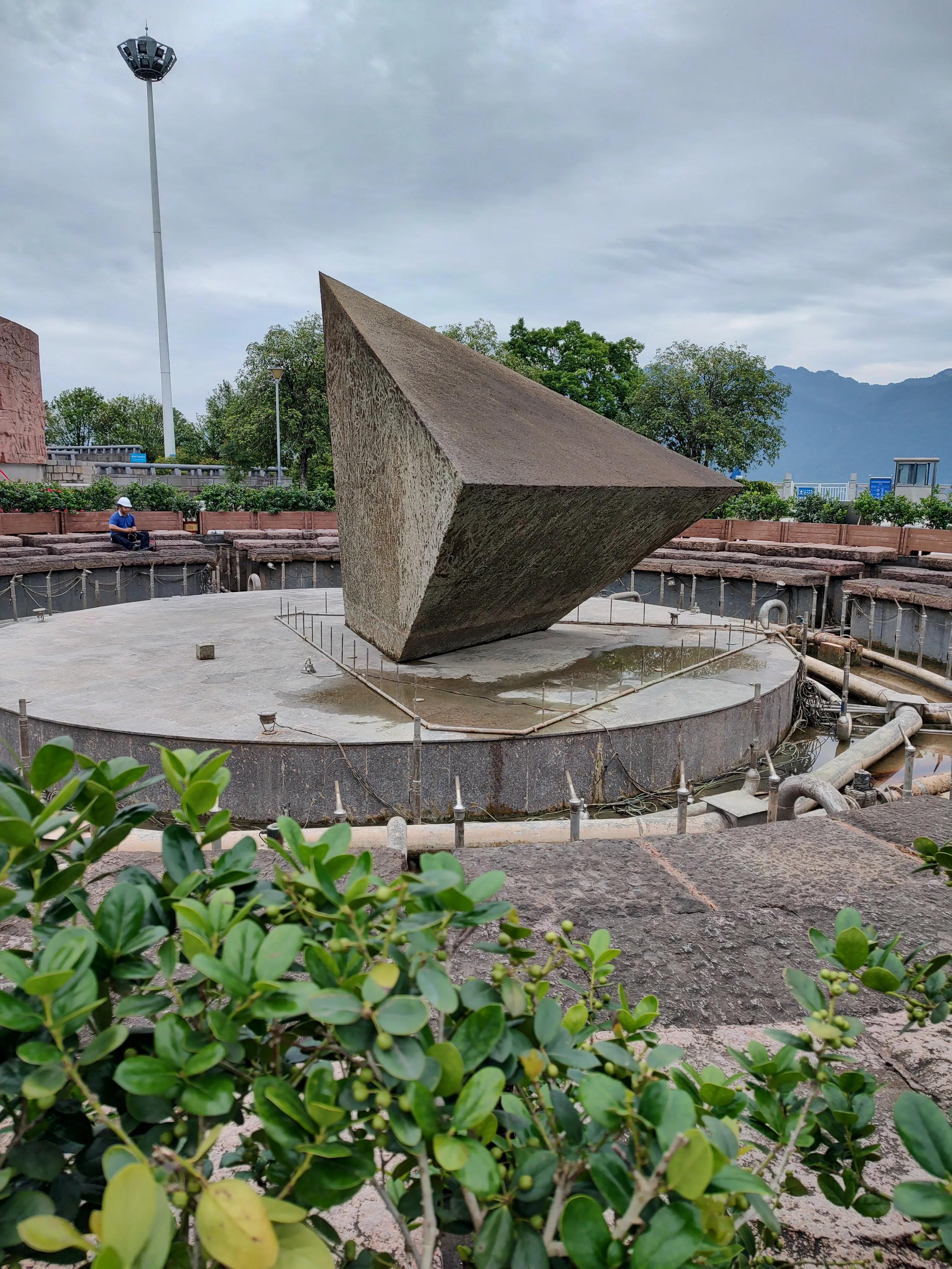 欢迎大家来三峡看大坝,带你们去看三峡大坝