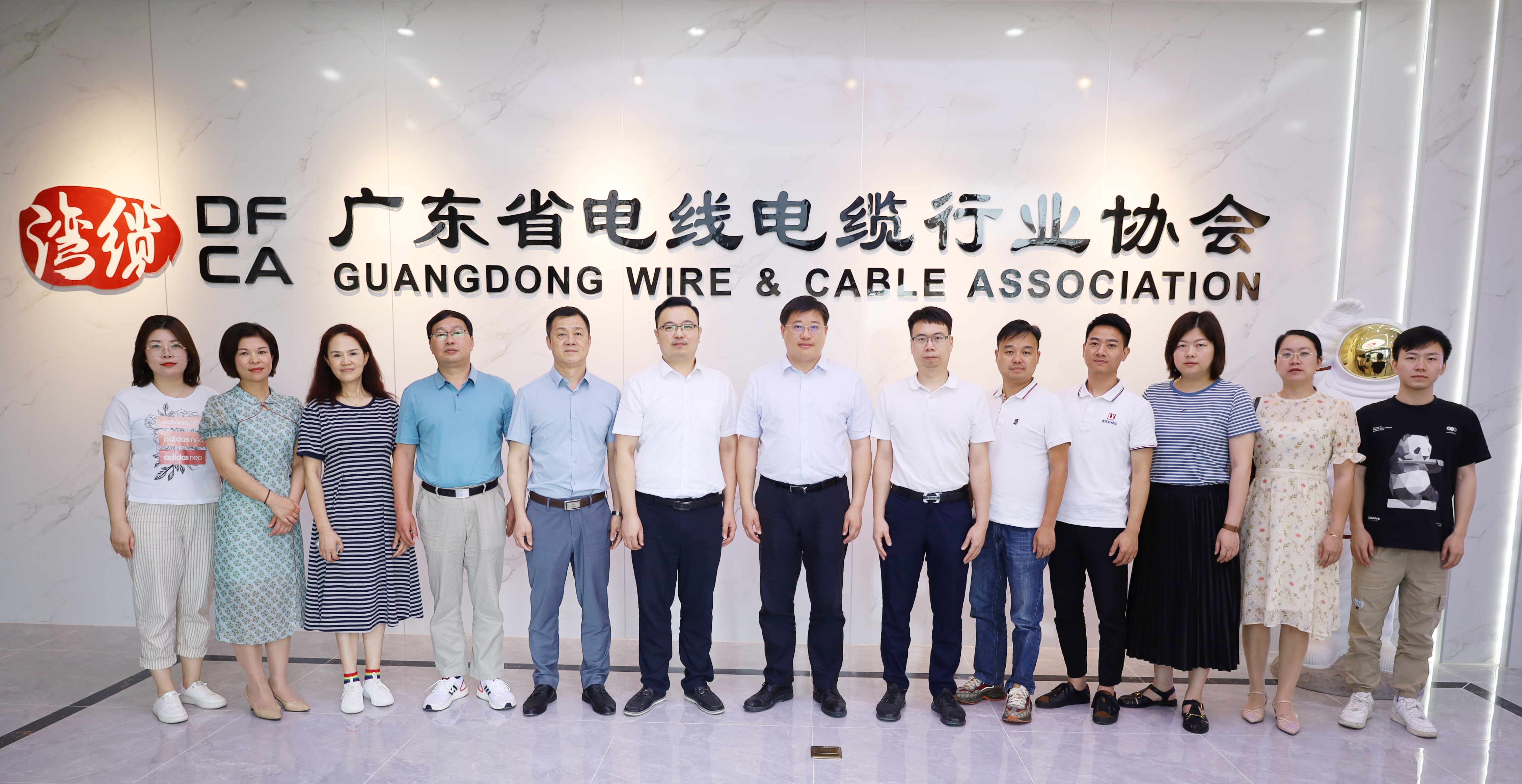 江西省安福县政府领导一行莅临广东线缆协会调研指导