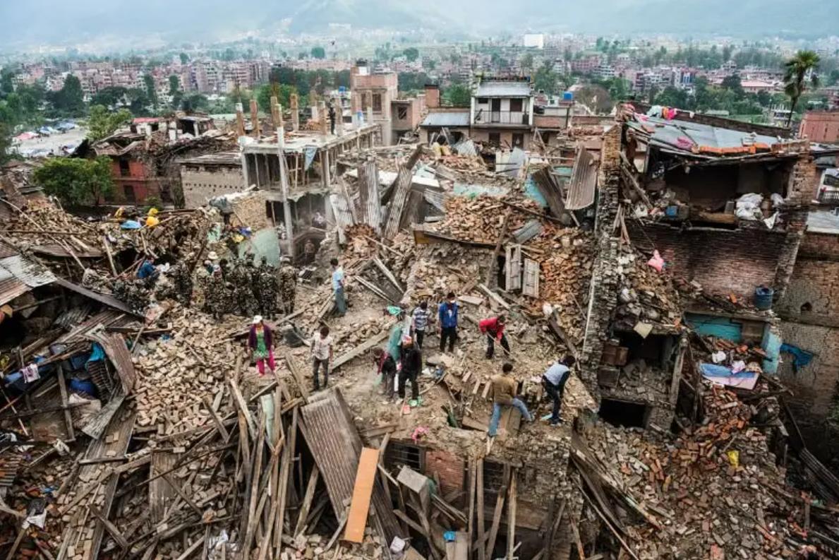 5.12汶川地震是多少级,15.9级地震的样子