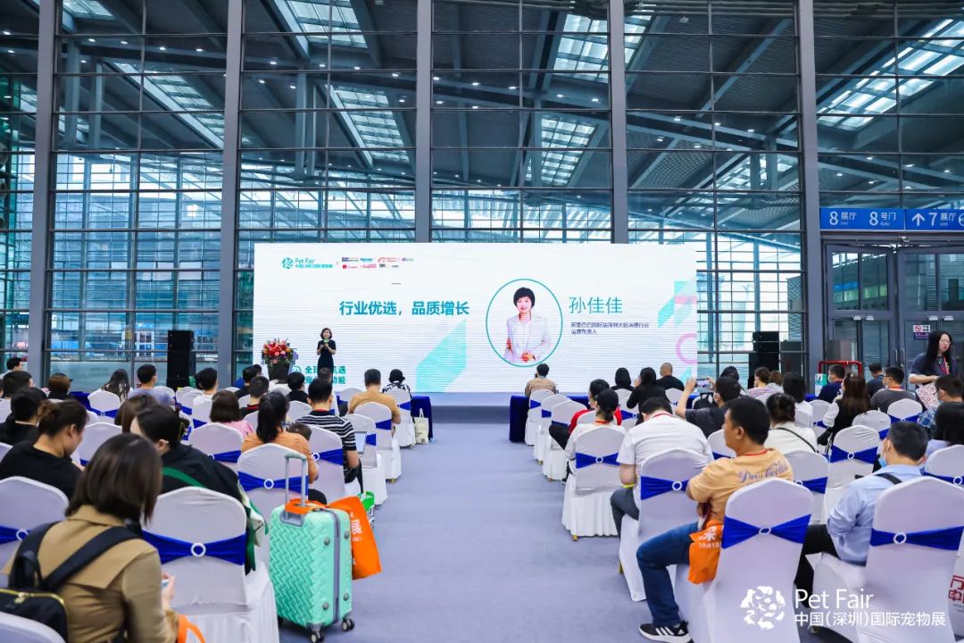 亚马逊沃尔玛阿里狗,沃尔玛和亚马逊对比