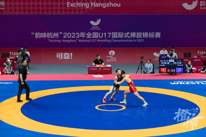 浙江省第十七届运动会摔跤冠军,15岁少年拿下国际大赛冠军