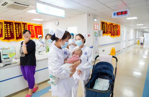 婴儿大脑车祸受损怎么治疗,出生窒息的宝宝脑损伤恢复案例