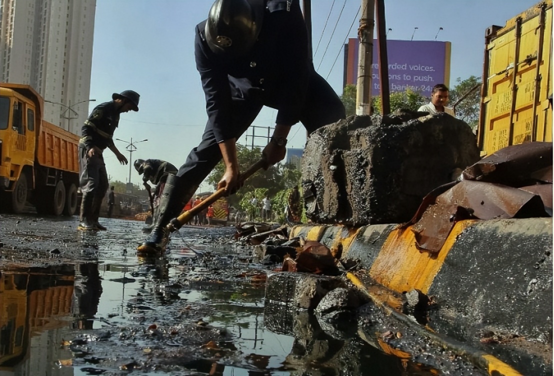 印度购买俄罗斯的石油船运怎么走,印度倒卖能源