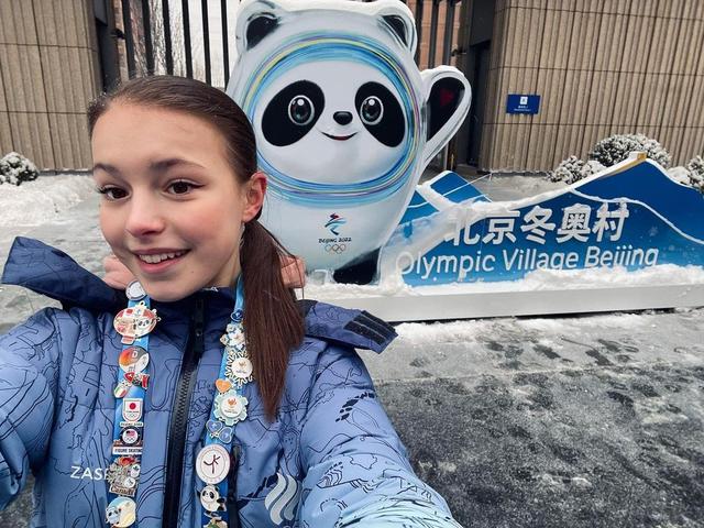 官方辟谣千金藤素,澄清退役传闻