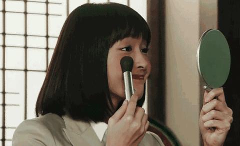 冒痘期如何护肤防晒,用完防晒起痘了应该怎么修护