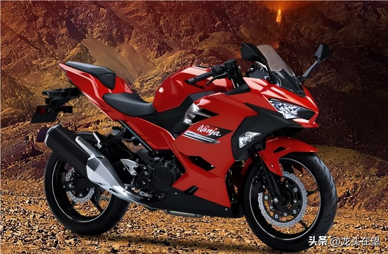 川崎ninja400遇见电摩,川崎ninja400跑车视频