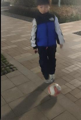 小学生足球成长之路,足球之路妈妈