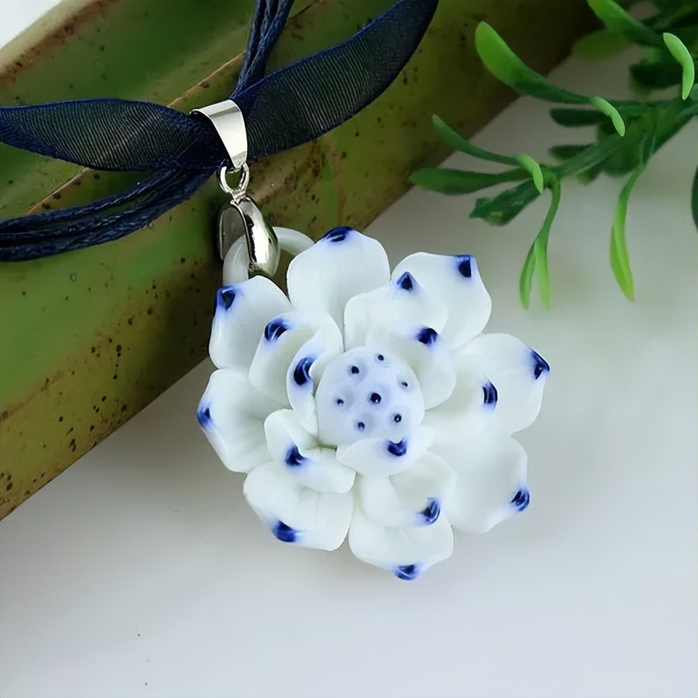 陶瓷山茶花,自然雅致的陶瓷