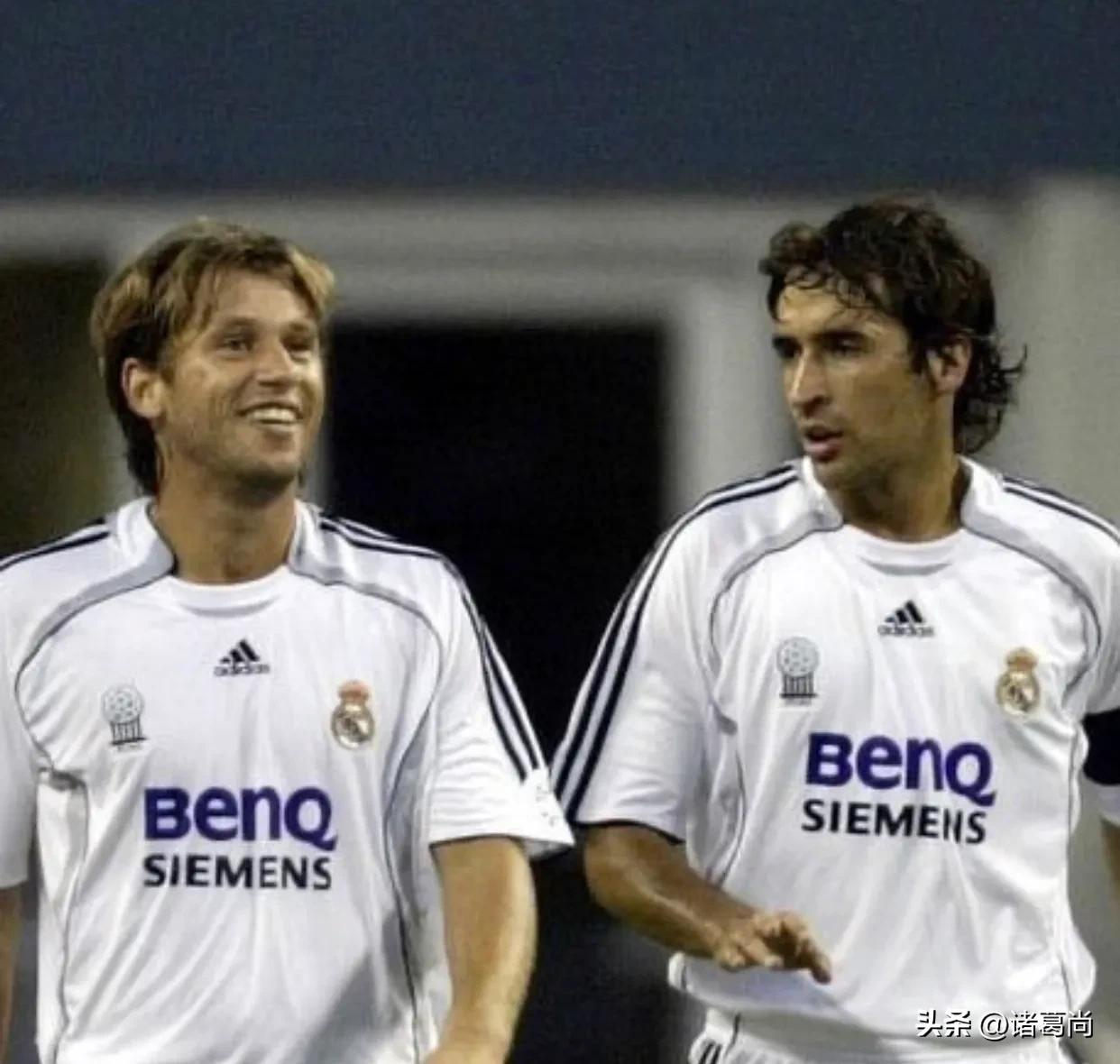 劳尔时期的皇家马德里阵容,翩翩少年衣服