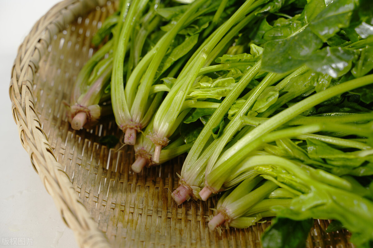 维生素b12对近视有什么效果,小孩预防近视吃什么维生素